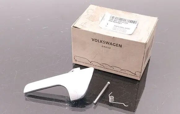 Volkswagen Multivan T5 Front door interior handle 7H5837225A