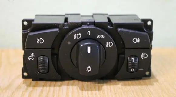BMW 5 E60 E61 Light switch 6953737