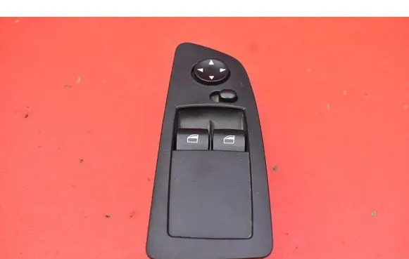 BMW 1 E81 E87 Electric window control switch 6970160