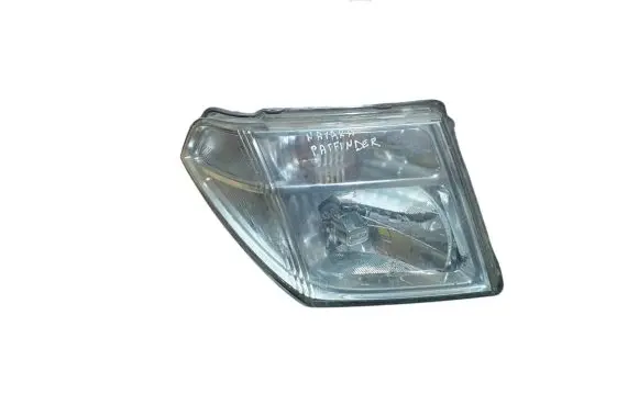 Nissan Navara D40 Headlight/headlamp 26010EB30A