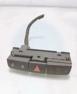 Opel Insignia A Hazard light switch 13324594