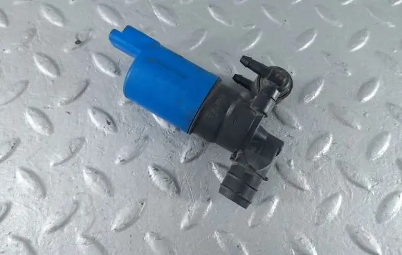 Citroen DS5 Windscreen/windshield washer pump 9680789680