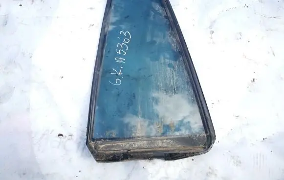 Mazda Premacy Rear vent window glass 