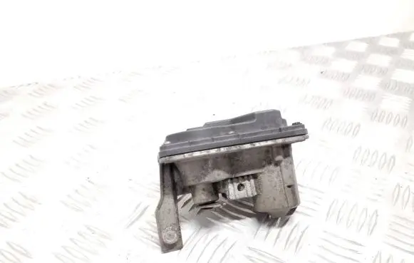 Volkswagen PASSAT B8 Engine shut-off valve 5Q0253691H