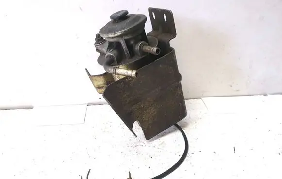 Mazda Premacy Fuel filter housing 