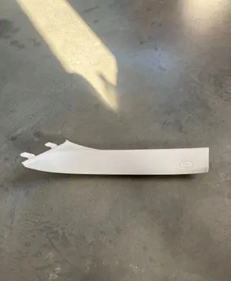 BMW 5 G30 G31 (A) pillar trim 7384525