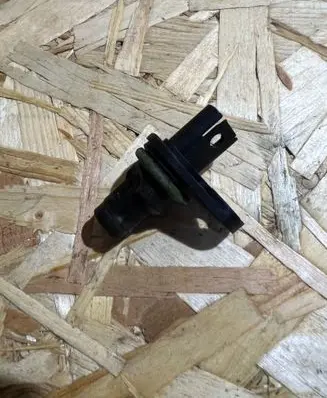 BMW 5 F10 F11 Camshaft position sensor 7525014
