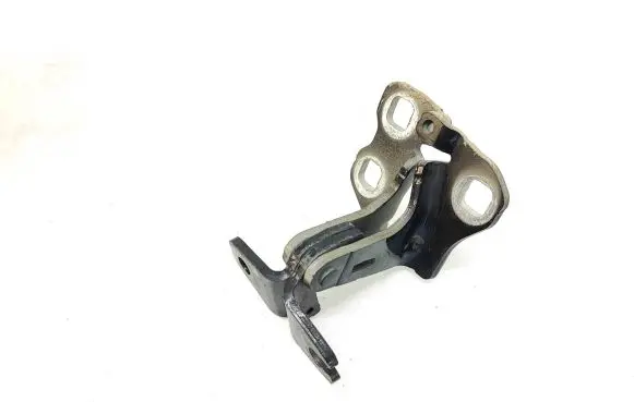 Tesla Model 3 Front door upper hinge A046571