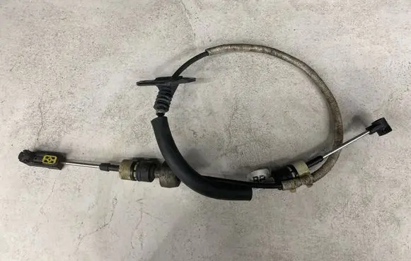 Ford Mondeo MK IV Gear shift cable linkage 7G917E395BB