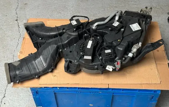 Ford Explorer Interior heater climate box assembly DB5318C424AS
