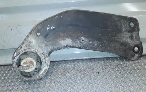 Opel Insignia A Rear control arm