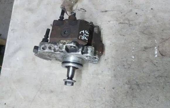 Renault Espace - Grand espace IV Fuel injection high pressure pump 8200457039 H8200041766