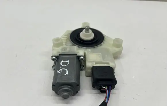 BMW X3 G01 Rear door window regulator motor 7455084