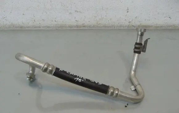 Renault Captur Air conditioning (A/C) pipe/hose