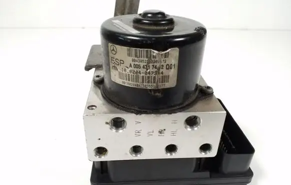 Mercedes-Benz CLK A209 C209 ABS Pump A0355457832