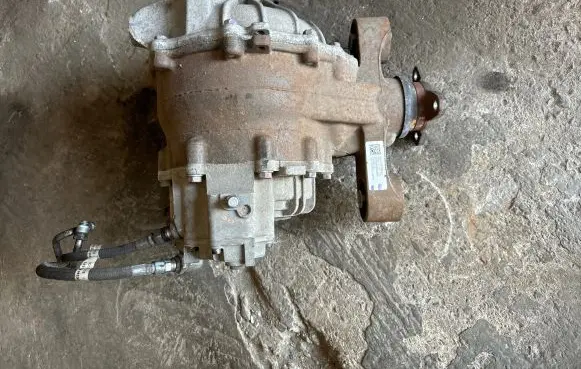 Chevrolet Camaro Rear differential 84173770 812481521 3731STD