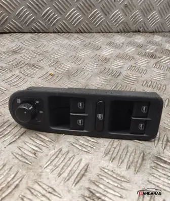 Volkswagen Golf VI Electric window control switch 