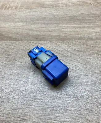 Subaru Impreza I Other relay 2523079971