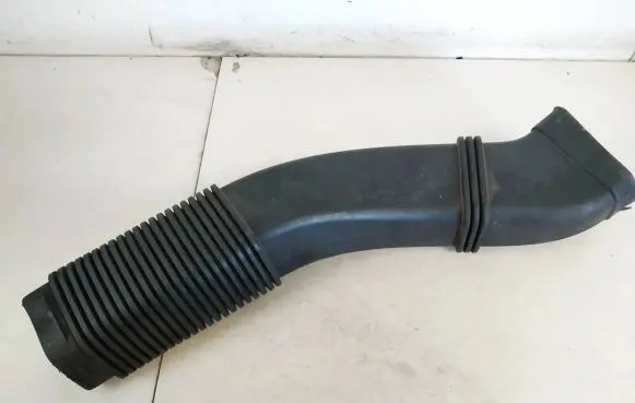BMW 5 GT F07 Air intake hose/pipe 781159703 7811597-03