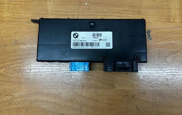 BMW 5 F10 F11 Gateway control module 9266409 112853 532506