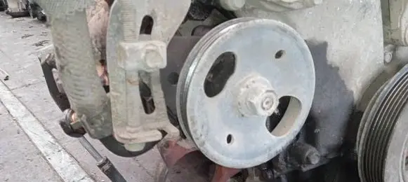 Nissan Quest Power steering pump