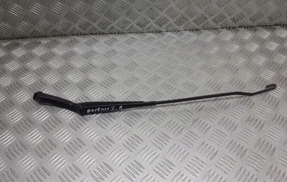 Peugeot Partner Front wiper blade arm