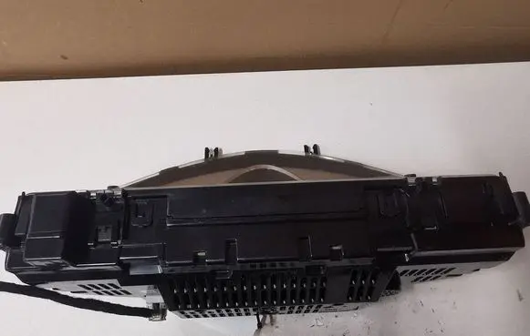 Mercedes-Benz E W212 Speedometer (instrument cluster) A2C53299345 20090522