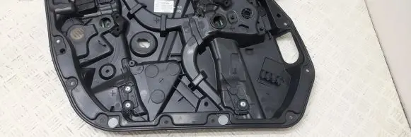 Mercedes-Benz GLC C253 Front window lifting mechanism without motor A2537600100