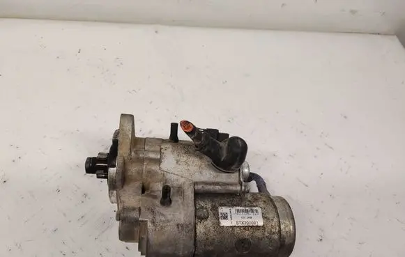 Hyundai Santa Fe Starter motor STX200093