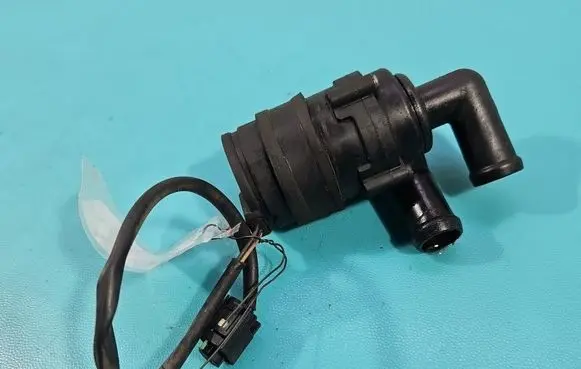 Volkswagen Touran I Electric auxiliary coolant/water pump IMPRK1533311