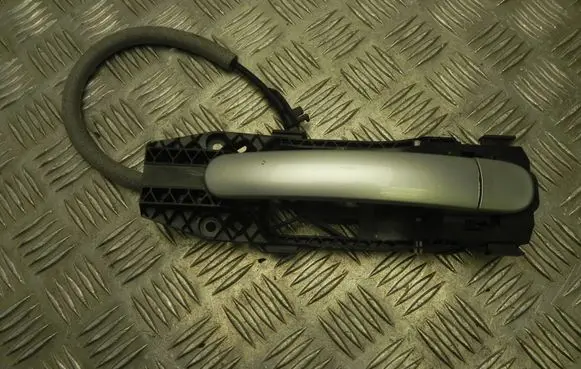 Volkswagen Up Front door exterior handle 5N0837017E T9606
