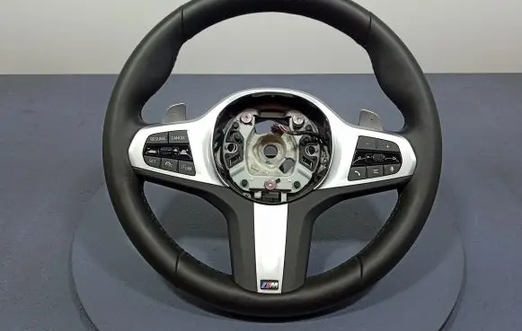 BMW X3 E83 Steering wheel 9502327