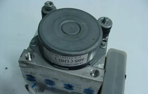 KIA Venga ABS Pump 589201P100