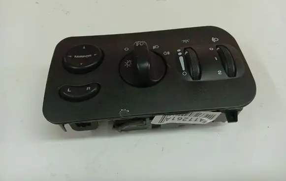 Chrysler Grand Voyager IV Light switch 212265102