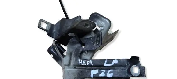 BMW 4 F36 Gran coupe Fender mounting bracket 