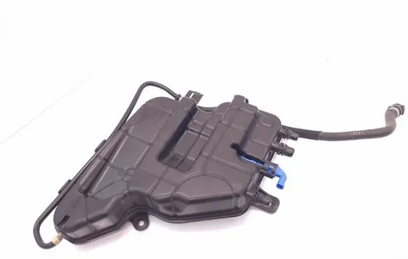 Coolant expansion tank/reservoir