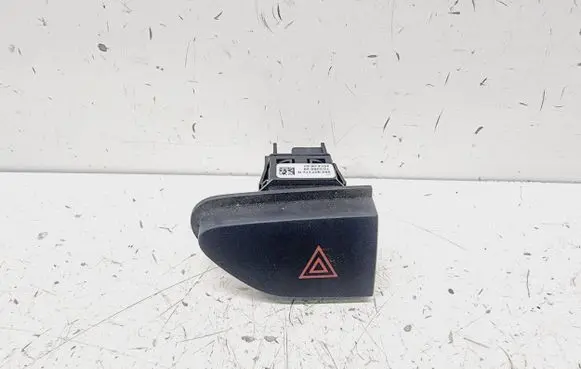 Renault Captur Hazard light switch 252907372R
