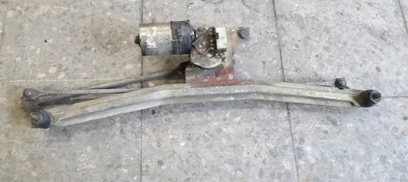 Opel Astra G Front wiper linkage 
