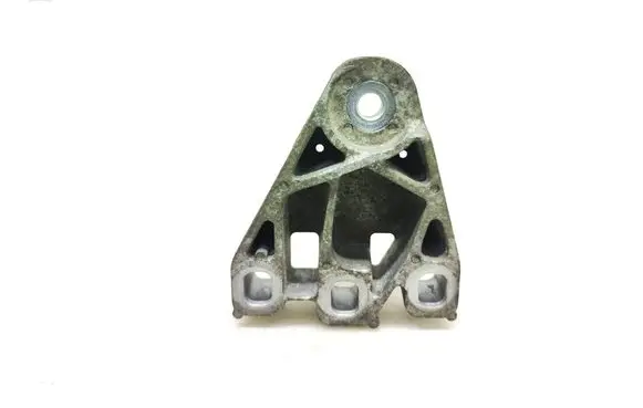 Engine mounting bracket