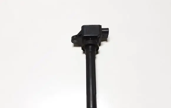 Suzuki Grand Vitara II High voltage ignition coil 3340065J0 H6T11371
