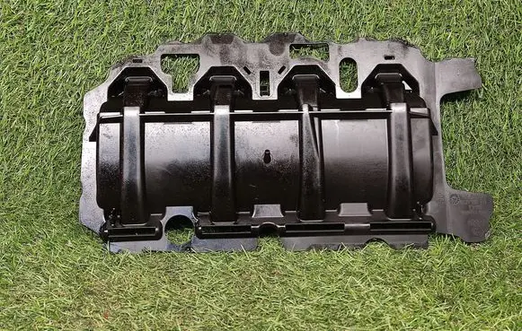 Volkswagen Jetta VI Oil sump 04E103623D