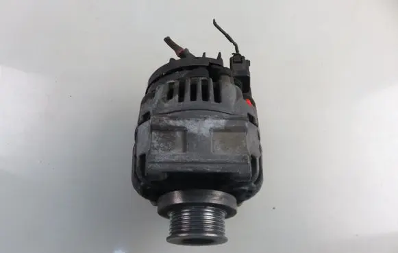Renault Scenic I Generator/alternator 0124325031 7700434899
