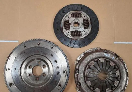Skoda Fabia Mk1 (6Y) Clutch set kit BV7038141032