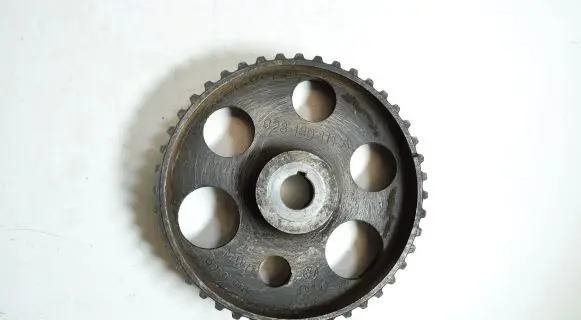 Audi A4 S4 B5 8D Fuel pump gear (pulley) 028130111A