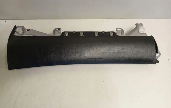 Lexus GS 300 350 430 450H Knee airbag 