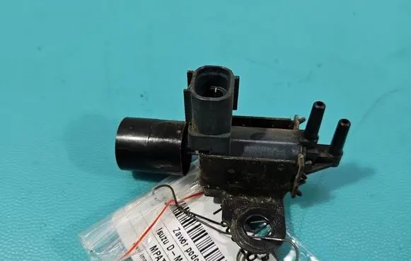 Isuzu D-Max Turbo solenoid valve 184600-1751 IMPRK1535261