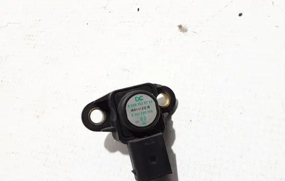 Mercedes-Benz CLS C218 X218 Air pressure sensor A0061539728