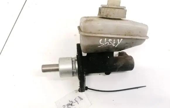 Opel Vectra B Master brake cylinder
