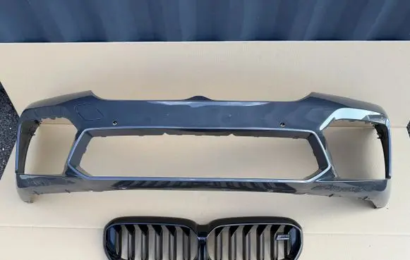BMW M5 F90 Front bumper 8080578