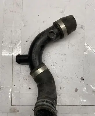 Volkswagen PASSAT B7 Engine coolant pipe/hose 3C0121087A